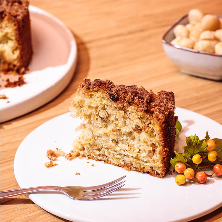 image2-apple-cinnamon-cake.jpg